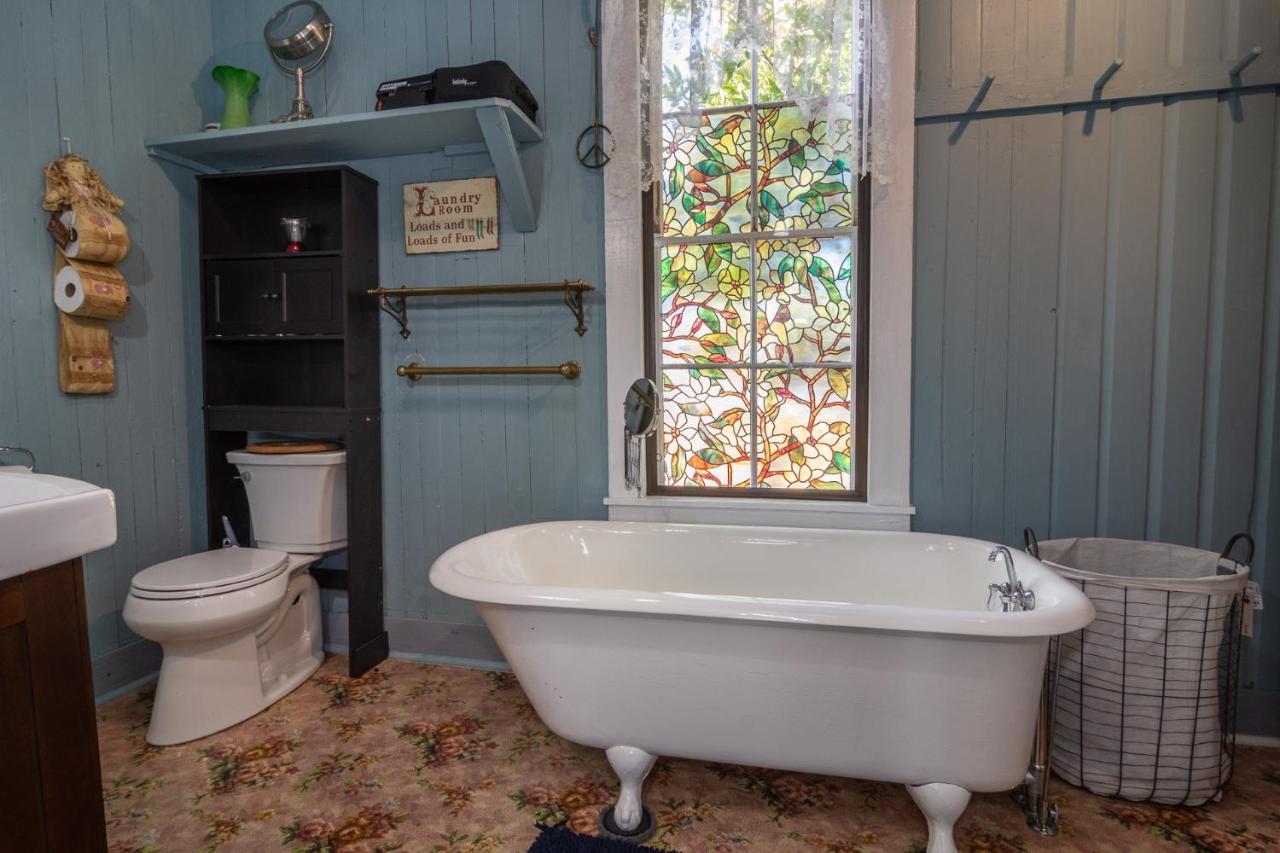 מלון רוזבורג Historical John Rast House Circa 1875 מראה חיצוני תמונה