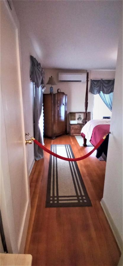 מלון רוזבורג Historical John Rast House Circa 1875 מראה חיצוני תמונה