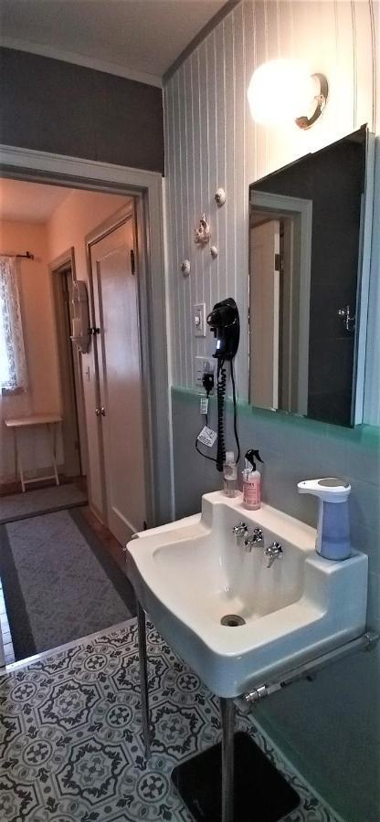 מלון רוזבורג Historical John Rast House Circa 1875 מראה חיצוני תמונה